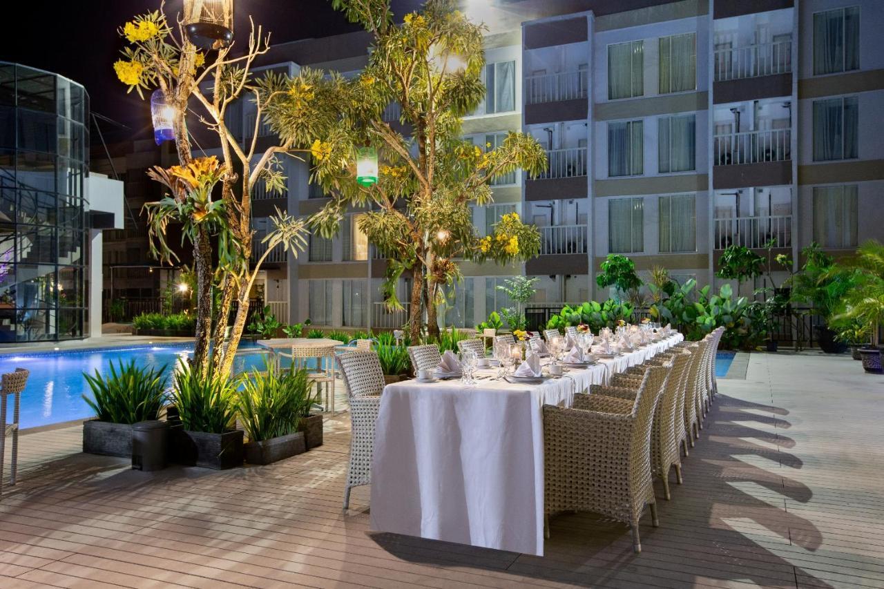 Sahid Raya Hotel & Convention Yogyakarta Maguwo Exterior foto
